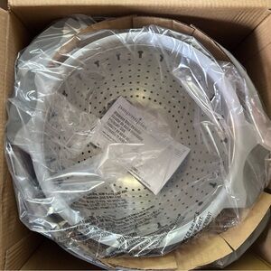 Pampered Chef stainless steel Colander set of 2 NEW
